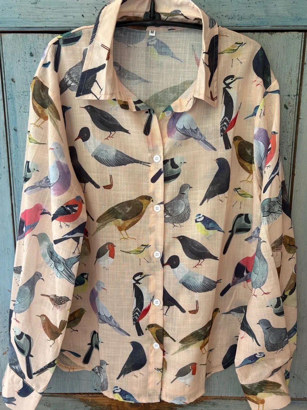 For Bird Lovers! Super Fun Women’s Beige Bird-Print Button-Up Shirt, Medium - Picture 1 of 16